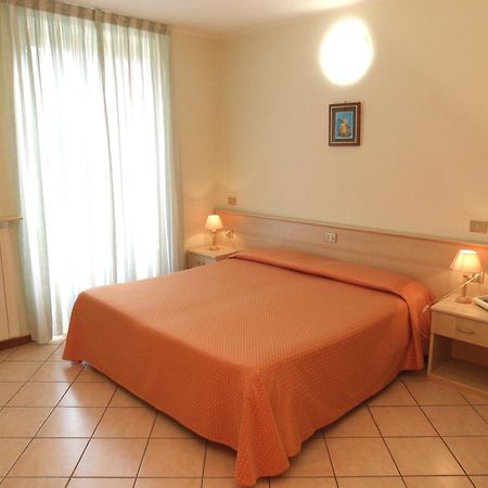 Casa Vacanze Touring Verbania Extérieur photo
